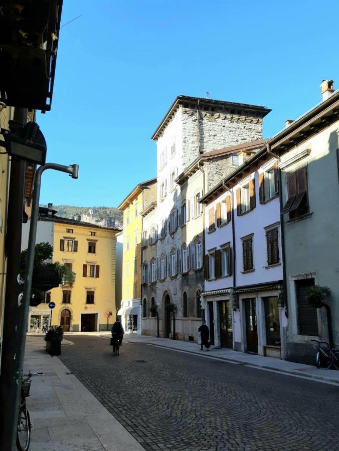 B&B S. Trinita 18 Suites & Rooms Trento Eksteriør billede
