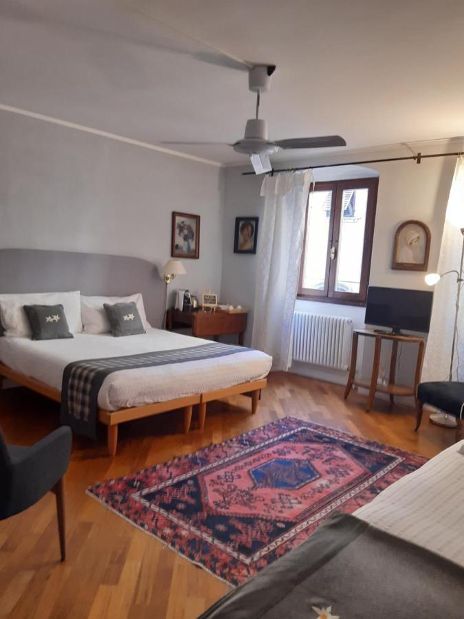 B&B S. Trinita 18 Suites & Rooms Trento Eksteriør billede