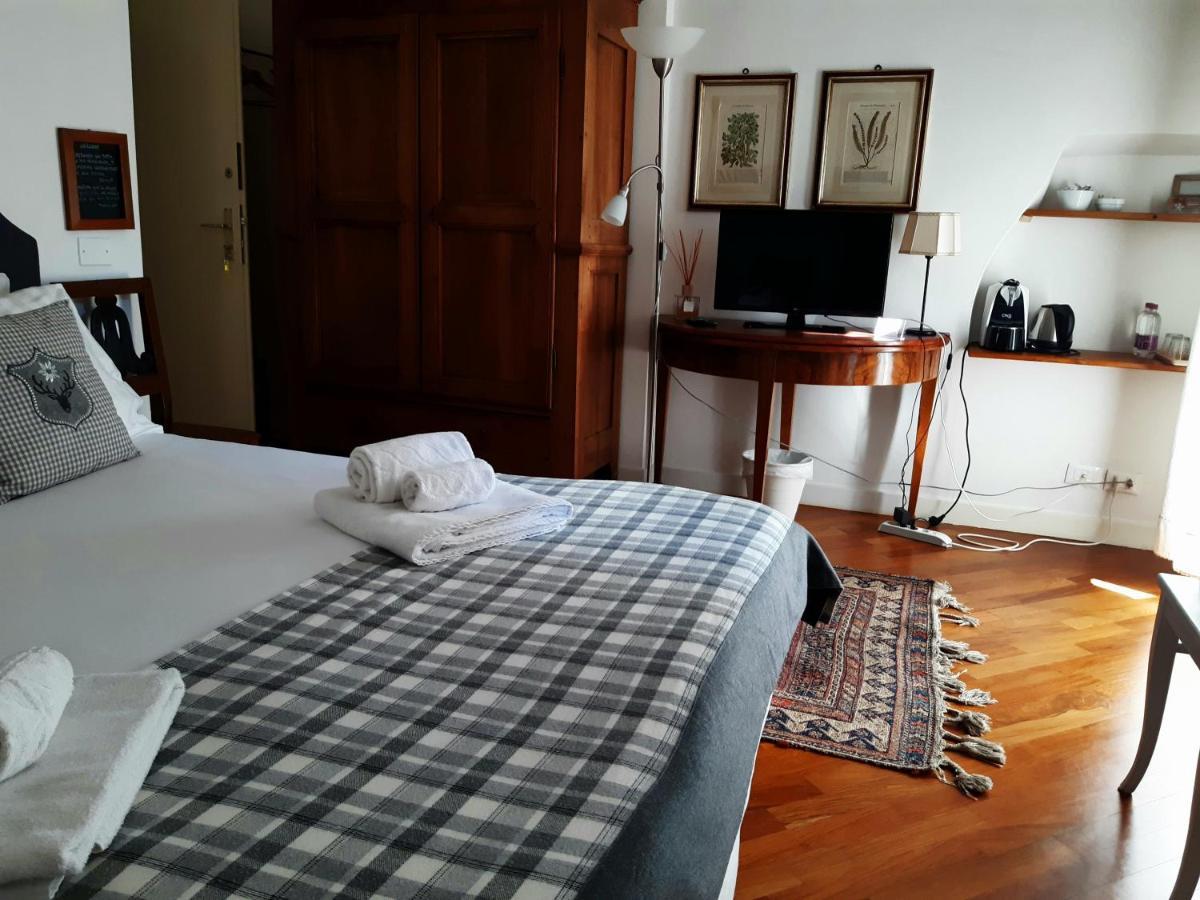 B&B S. Trinita 18 Suites & Rooms Trento Eksteriør billede
